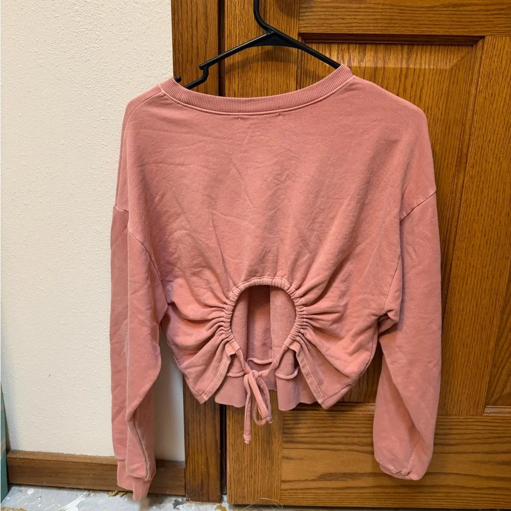Forever 21 Dusty Pink Sweatshirt - Picture 2 of 3
